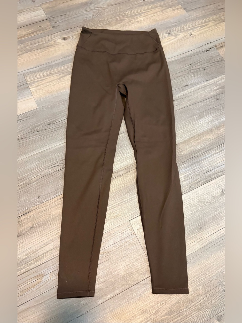 SKIMS Nike shine bonded waist 26” leggings small new without tags